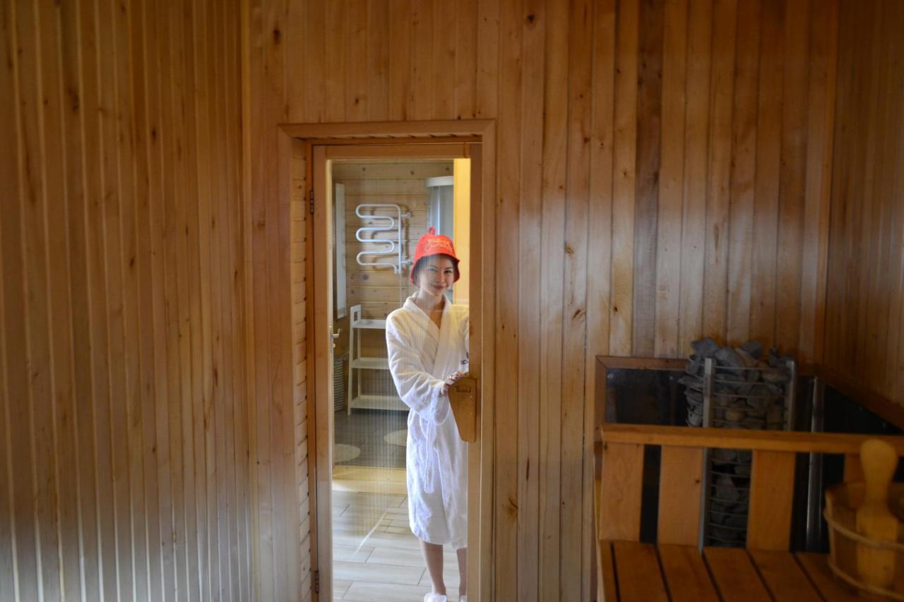 Хомене Villa Rzhyshchiv Eksteriør bilde