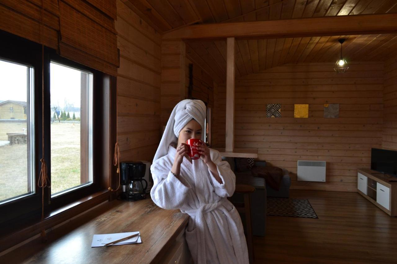 Хомене Villa Rzhyshchiv Eksteriør bilde