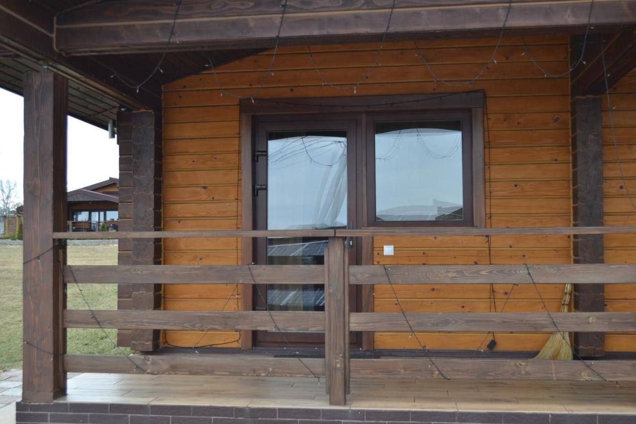 Хомене Villa Rzhyshchiv Eksteriør bilde