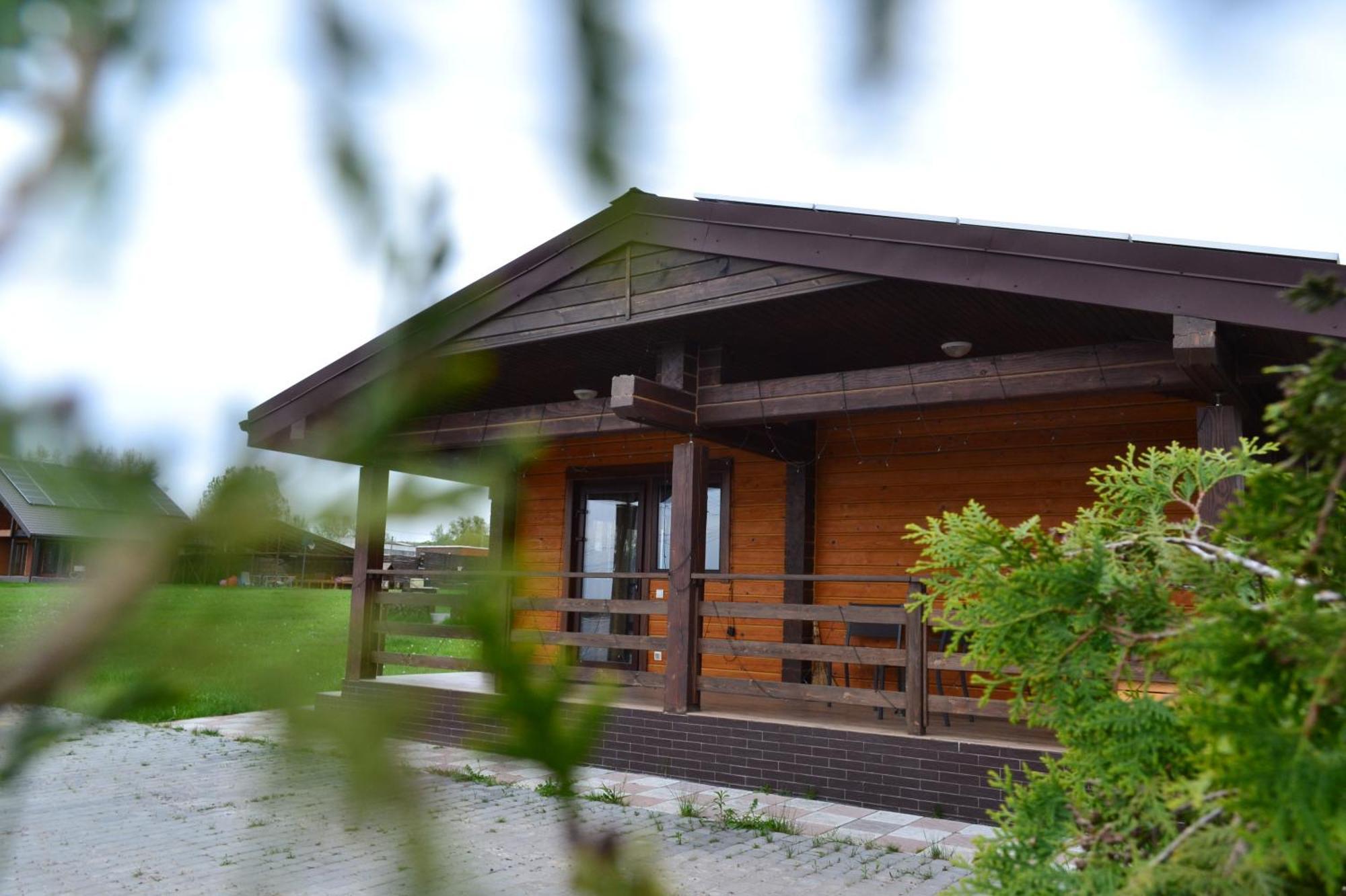 Хомене Villa Rzhyshchiv Eksteriør bilde