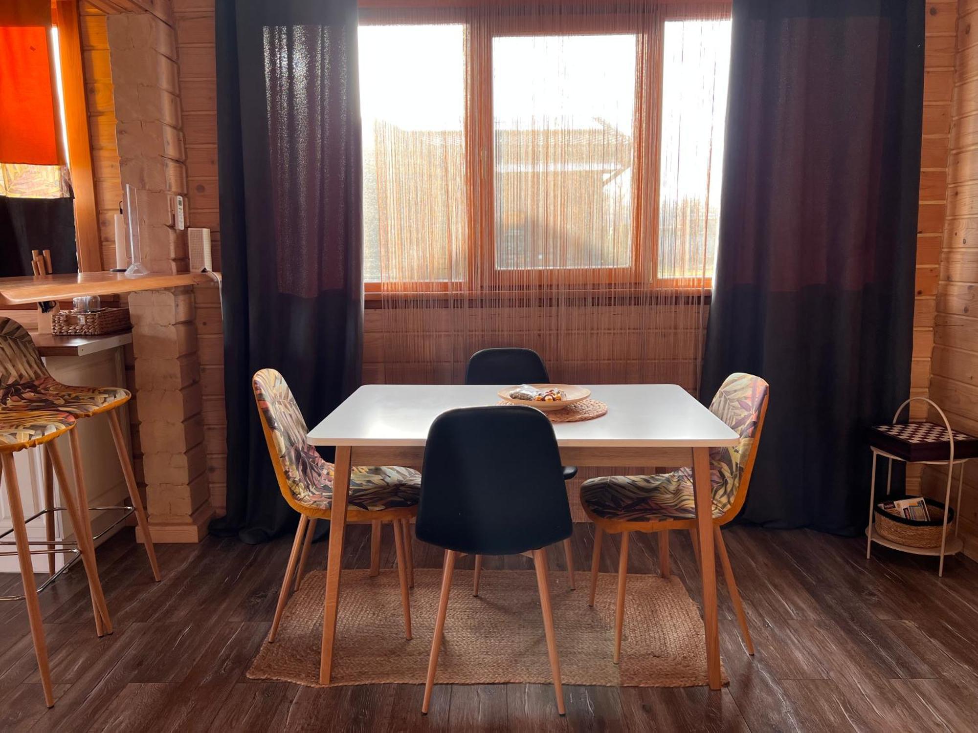 Хомене Villa Rzhyshchiv Eksteriør bilde